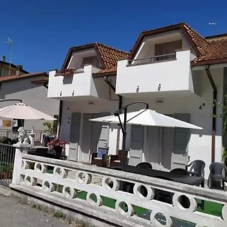 Будинок відпочинку Vacanze In Con Giardino *